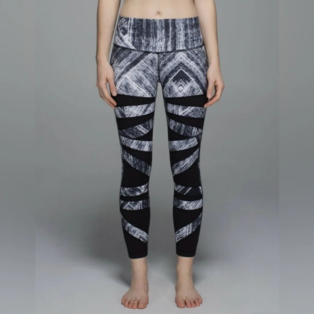 lululemon athletica Black and Gray Geometric Leggings